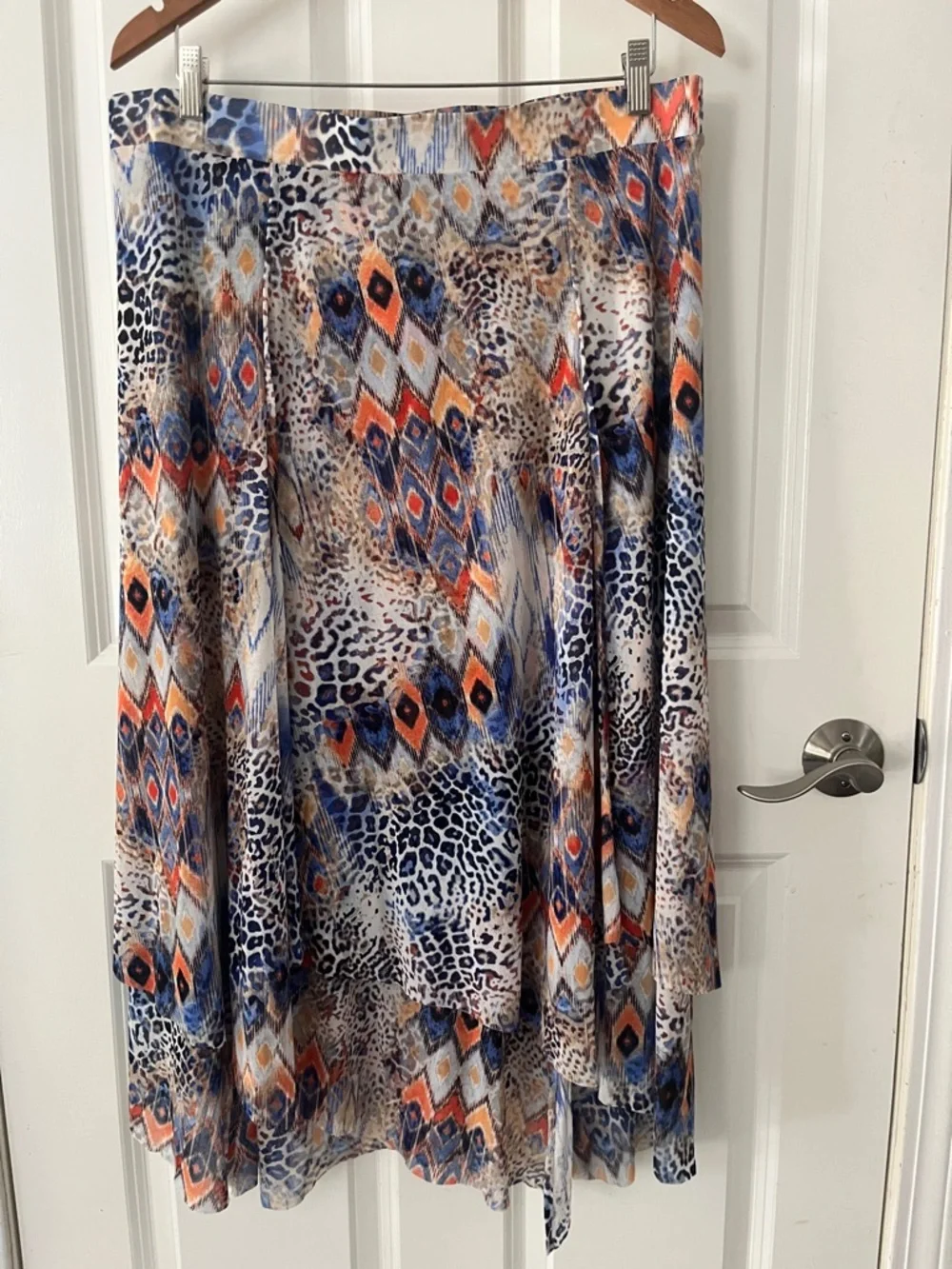 Chico's Women's Pull on, multicolor Scarf Skirt Sz 2 = Large